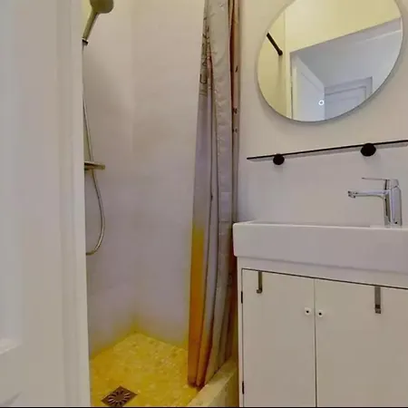 Bel Appartement T4 Paris