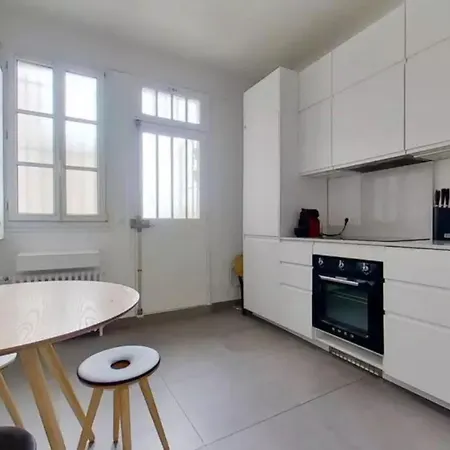 Bel Appartement T4 Parigi