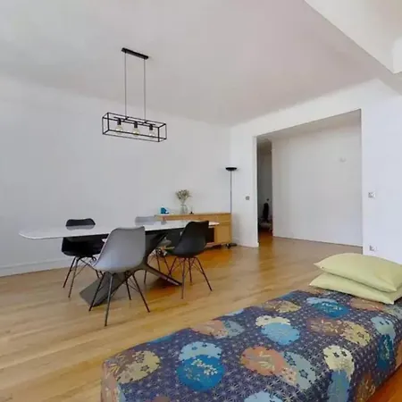 Appartamento Bel Appartement T4 Parigi